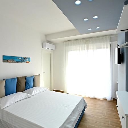 לוקרי Kore Suites&Apartments מראה חיצוני תמונה