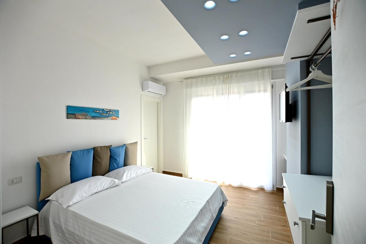 לוקרי Kore Suites&Apartments מראה חיצוני תמונה