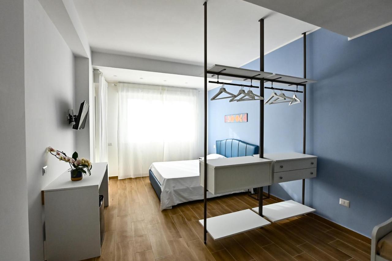 לוקרי Kore Suites&Apartments מראה חיצוני תמונה